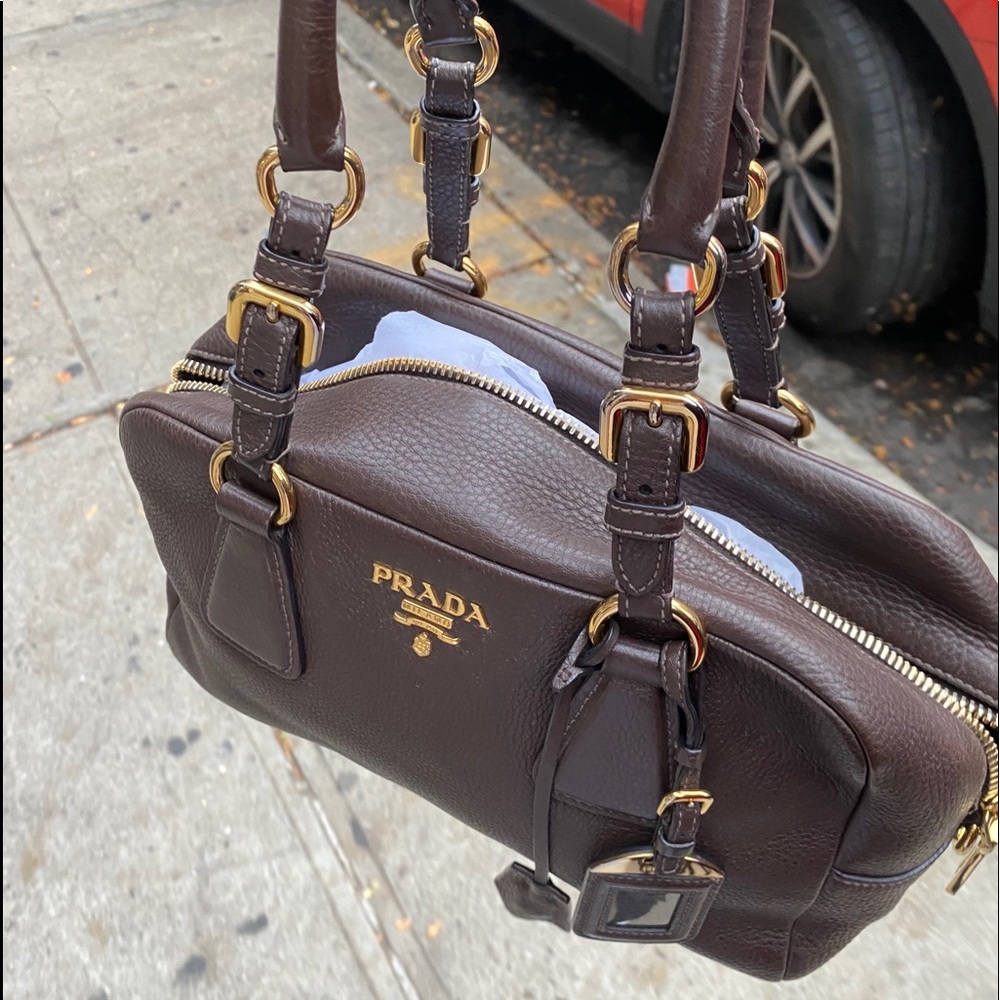 Auth PRADA Leather Satchels+Tag+Key+Cloche+Padlock